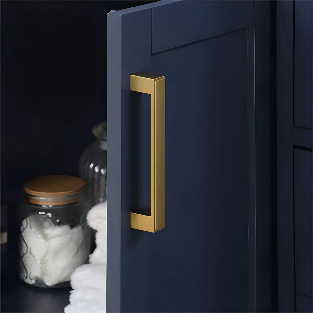 Altair Design Gavino 30" Single Bathroom Vanity in Royal Blue with Grain White Composite Stone Countertop - Image 12