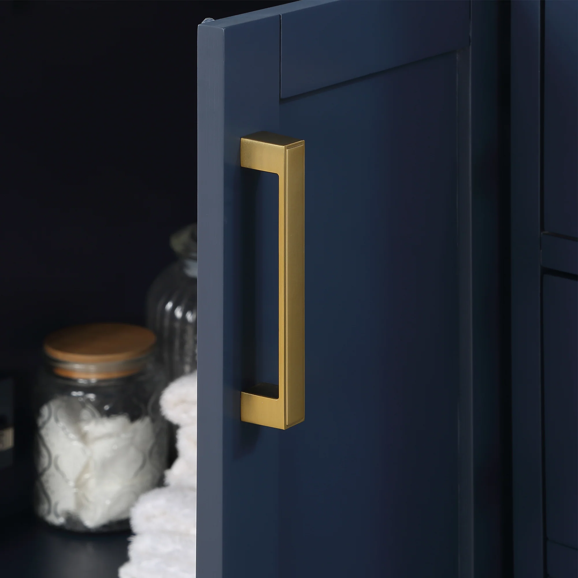 Altair Design Gavino 36" Single Bathroom Vanity in Royal Blue with Grain White Composite Stone Countertop - Image 13