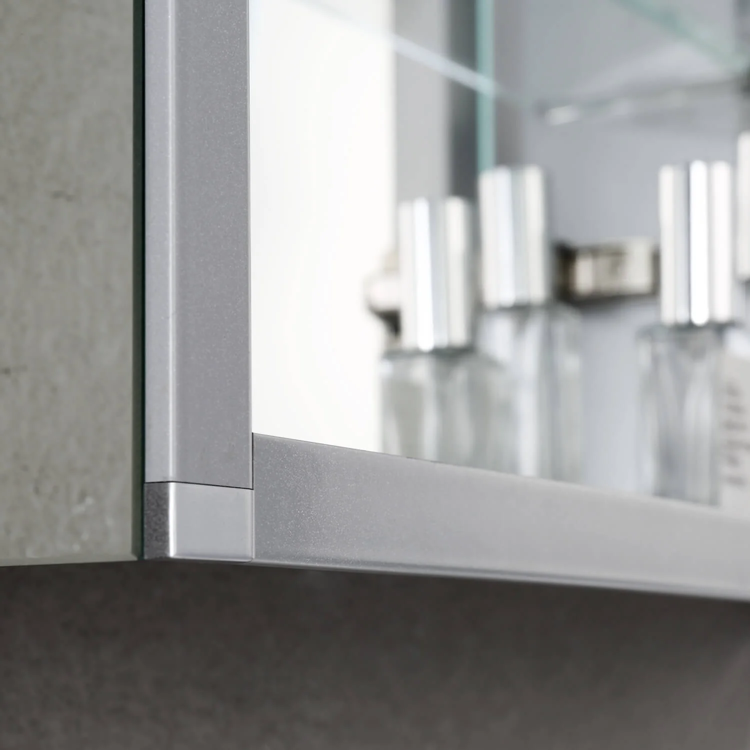 Blossom Pillar – 20 Inches LED Medicine Cabinet - Image 13