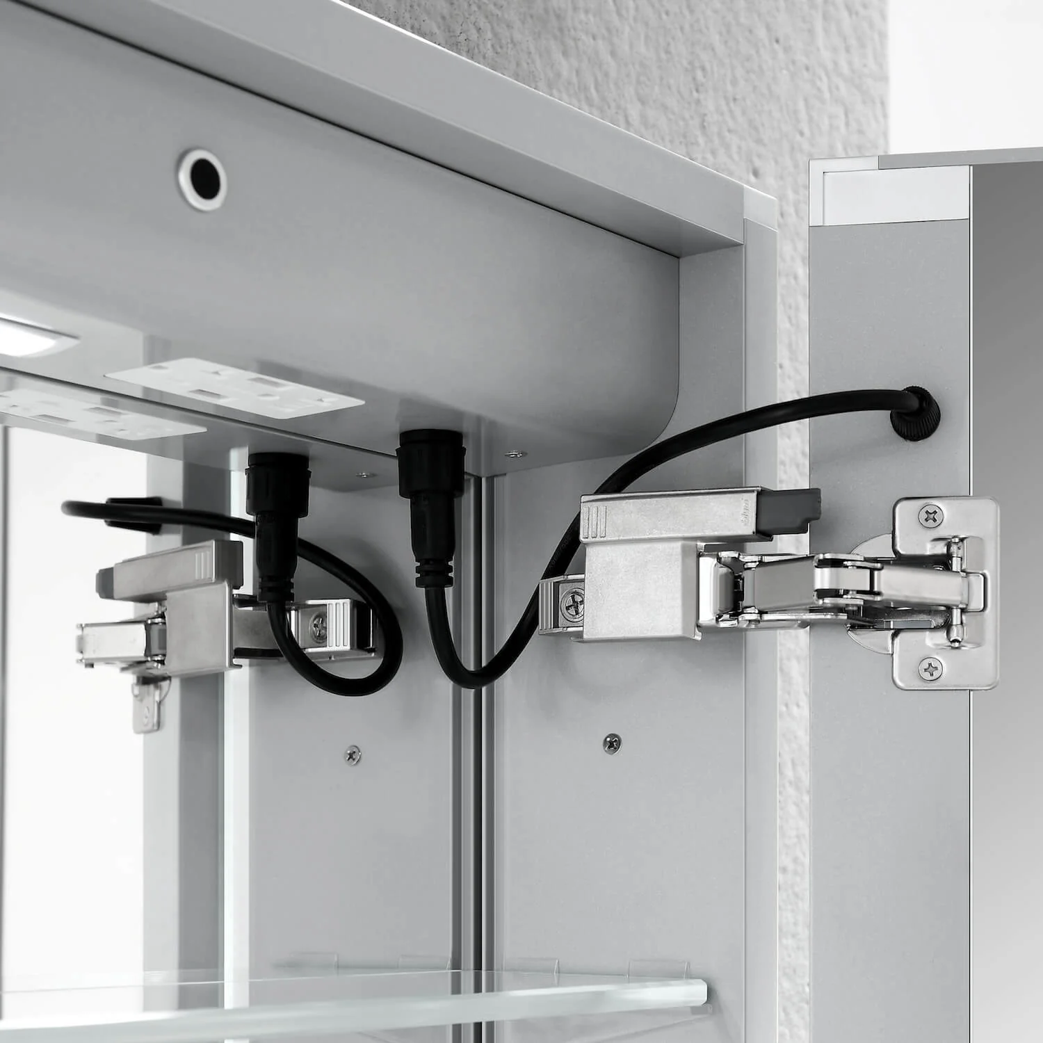 Blossom Pillar – 20 Inches LED Medicine Cabinet - Image 7