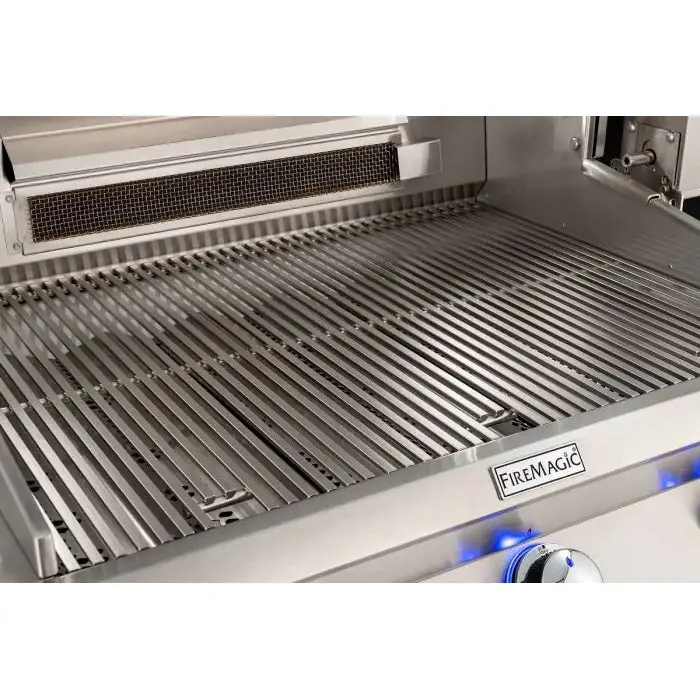Fire Magic Aurora 30-Inch Built-In Gas Grill With Infrared Burner & Analog Thermometer - Image 8