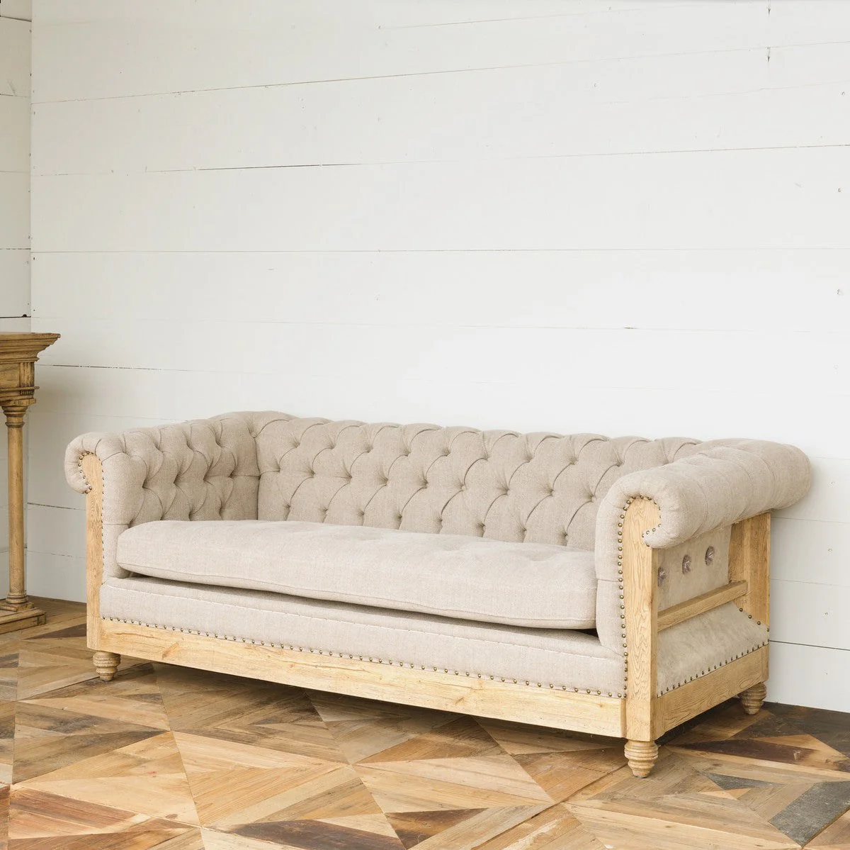Park Hill Collections Country French Hillcrest Tufted Sofa EFS81664 - Image 7
