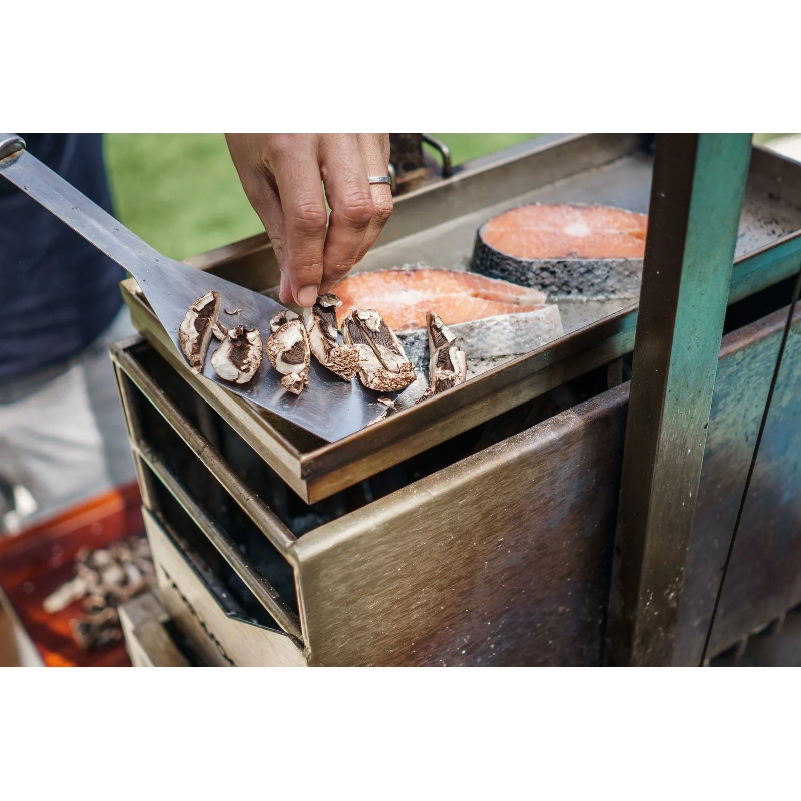 Tagwood BBQ Height Adjustable Griddle | BBQ54SS - Image 5